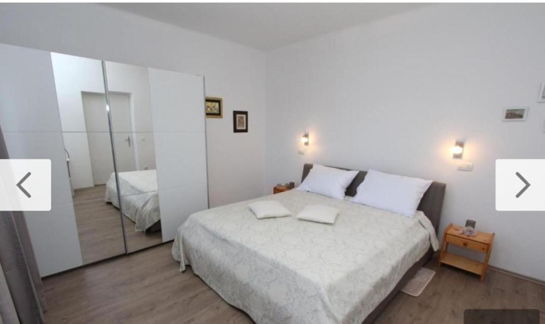 Kika Apartment Rovinj Exterior photo