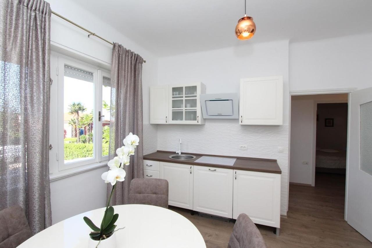 Kika Apartment Rovinj Exterior photo